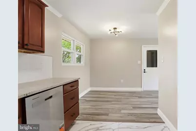 5013 Lenker Street, Mechanicsburg, PA 17050 - Photo 10