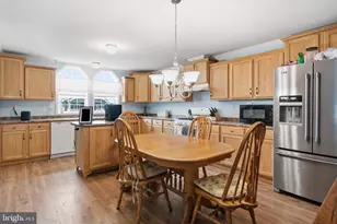 105 Glenridge Dr, Carlisle, PA 17015 - Photo 10