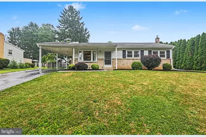 15 Pocono Drive, Mechanicsburg, PA 17055 - Photo 2