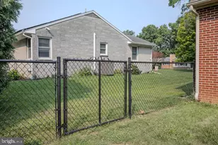 626 Charles St, Shippensburg, PA 17257 - Photo 10