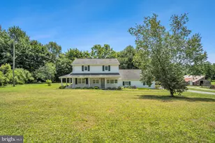 223 Peach Glen Rd, Gardners, PA 17324 - Photo 1
