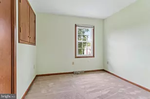 2210 Douglas Dr, Carlisle, PA 17013 - Photo 20