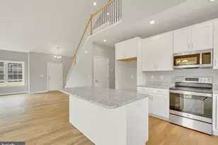 8 Lantern Ct, Carlisle, PA 17013 - Photo 8