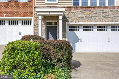 8 Indiana Circle, Lemoyne, PA 17043 - Photo 2