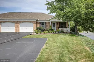2 Redbud Dr, Mechanicsburg, PA 17050 - Photo 1