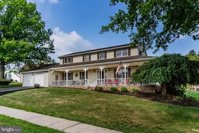 64 S Pin Oak Drive, Boiling Springs, PA 17007 - Photo 2