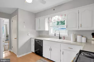 1924 Esther Dr, Carlisle, PA 17013 - Photo 12