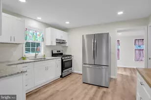 943 Cavalry St, Carlisle, PA 17013 - Photo 8