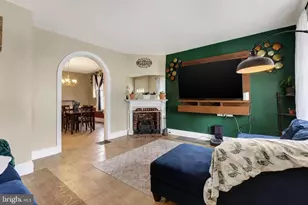 606 N West St, Carlisle, PA 17013 - Photo 2