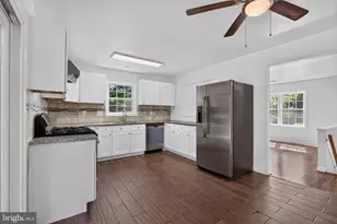 2 Raspberry Dr, Mechanicsburg, PA 17050 - Photo 6