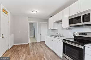 169 W North St, Carlisle, PA 17013 - Photo 16