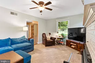 50 Wedgewood Dr, Carlisle, PA 17015 - Photo 12