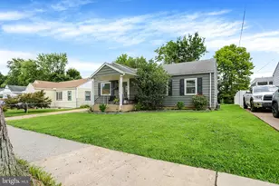 1718 Sherwood Rd, New Cumberland, PA 17070 - Photo 2