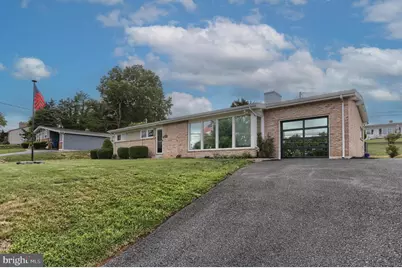 510 E Winding Hill Road, Mechanicsburg, PA 17055 - Photo 2