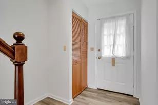 815 Allenview Dr, Mechanicsburg, PA 17055 - Photo 2