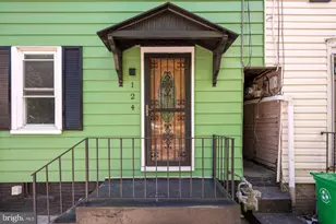 124 W Penn St, Carlisle, PA 17013 - Photo 2