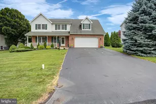 406 Freedom Dr, Shippensburg, PA 17257 - Photo 1