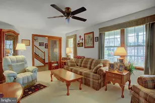 406 Freedom Dr, Shippensburg, PA 17257 - Photo 8
