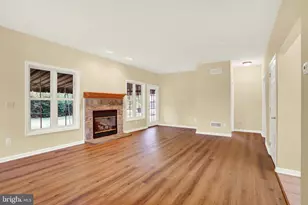 22 Coventry Dr, Carlisle, PA 17015 - Photo 8