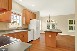 22 Coventry Dr, Carlisle, PA 17015 - Photo 6