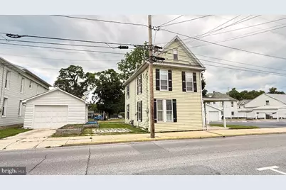 19 E Burd Street, Shippensburg, PA 17257 - Photo 2