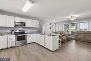 25 Peebles Rd, Newburg, PA 17240 - Photo 4