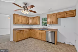397 Baker Dr, Mechanicsburg, PA 17055 - Photo 10
