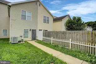 102 S Earl St, Shippensburg, PA 17257 - Photo 38