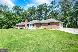 1 Downing St, Carlisle, PA 17013 - Photo 2