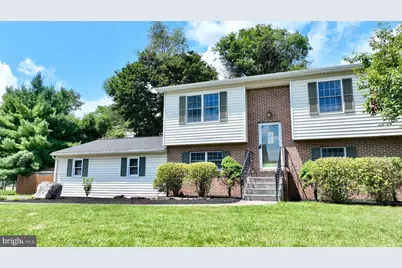 4 Raspberry Drive, Mechanicsburg, PA 17050 - Photo 2