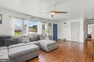 2 Hunter Ln, Camp Hill, PA 17011 - Photo 6