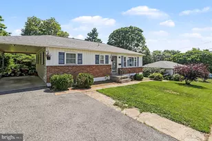 2 Hunter Ln, Camp Hill, PA 17011 - Photo 2