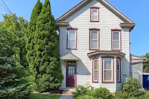 402 S Penn St, Shippensburg, PA 17257 - Photo 2