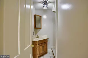 402 S Penn St, Shippensburg, PA 17257 - Photo 10