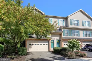 510 Meadowcroft Cir, Mechanicsburg, PA 17055 - Photo 4