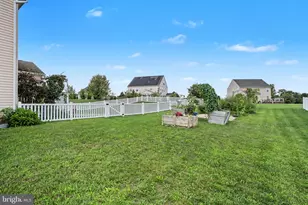 217 Berkshire Dr, Carlisle, PA 17015 - Photo 8