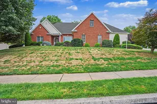1771 N Meadow Dr, Mechanicsburg, PA 17055 - Photo 2