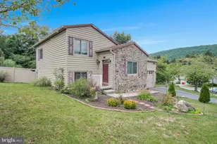 16 Yankee Dr, Mount Holly Springs, PA 17065 - Photo 1