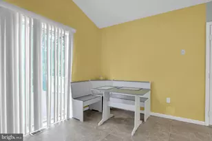 16 Yankee Dr, Mount Holly Springs, PA 17065 - Photo 10