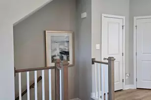 36 Railyard Dr, Enola, PA 17025 - Photo 2