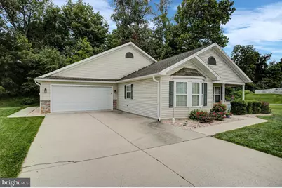 101 Colonial Court, Shippensburg, PA 17257 - Photo 4