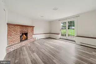 705 Henry St, Mechanicsburg, PA 17055 - Photo 2