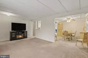 6 Arnold St, Boiling Springs, PA 17007 - Photo 4