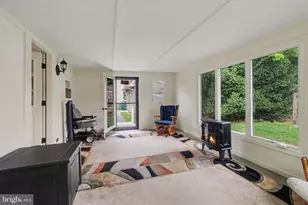 6 Arnold St, Boiling Springs, PA 17007 - Photo 12