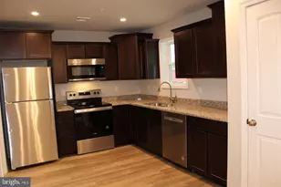 642 N N College St, Carlisle, PA 17013 - Photo 2