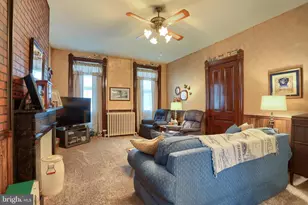 156 W South St, Carlisle, PA 17013 - Photo 8