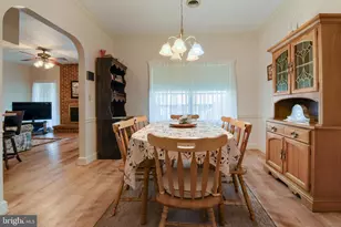1202 White Birch Ln, Carlisle, PA 17013 - Photo 10