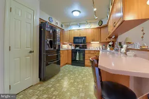 1202 White Birch Ln, Carlisle, PA 17013 - Photo 12