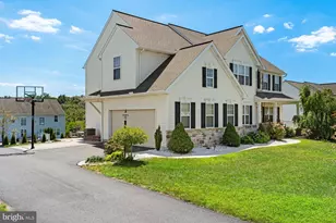 3 Rycroft Rd, Mechanicsburg, PA 17050 - Photo 2