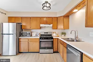 48 Tory Cir, Enola, PA 17025 - Photo 8